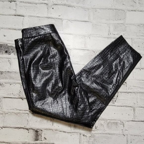ZARA Faux Crocodile Leather Pants NWOT - Picture 2 of 8